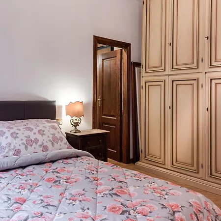 Apartment A Due Passi Dal Duomo Di *